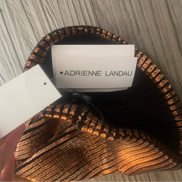 Adrienne Landau metallic beanie with pom - Picture 3 of 7